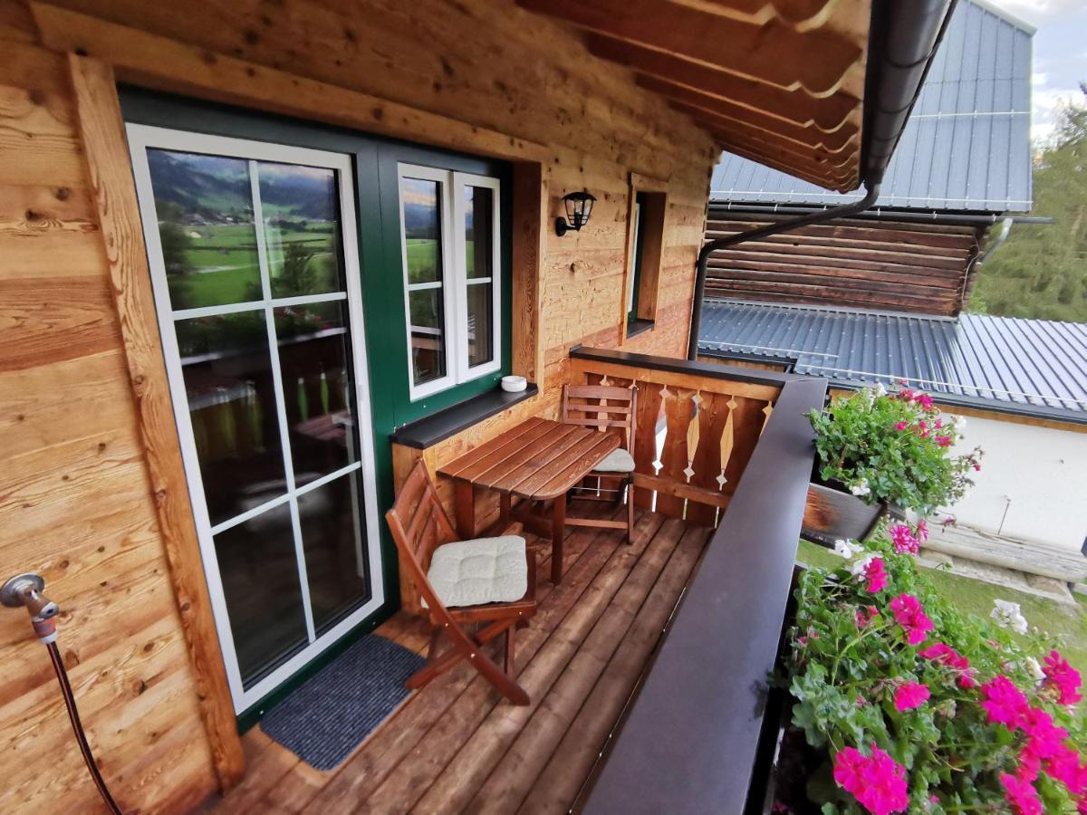 Bruecklerhof Apartment Haus im Ennstal Luaran gambar